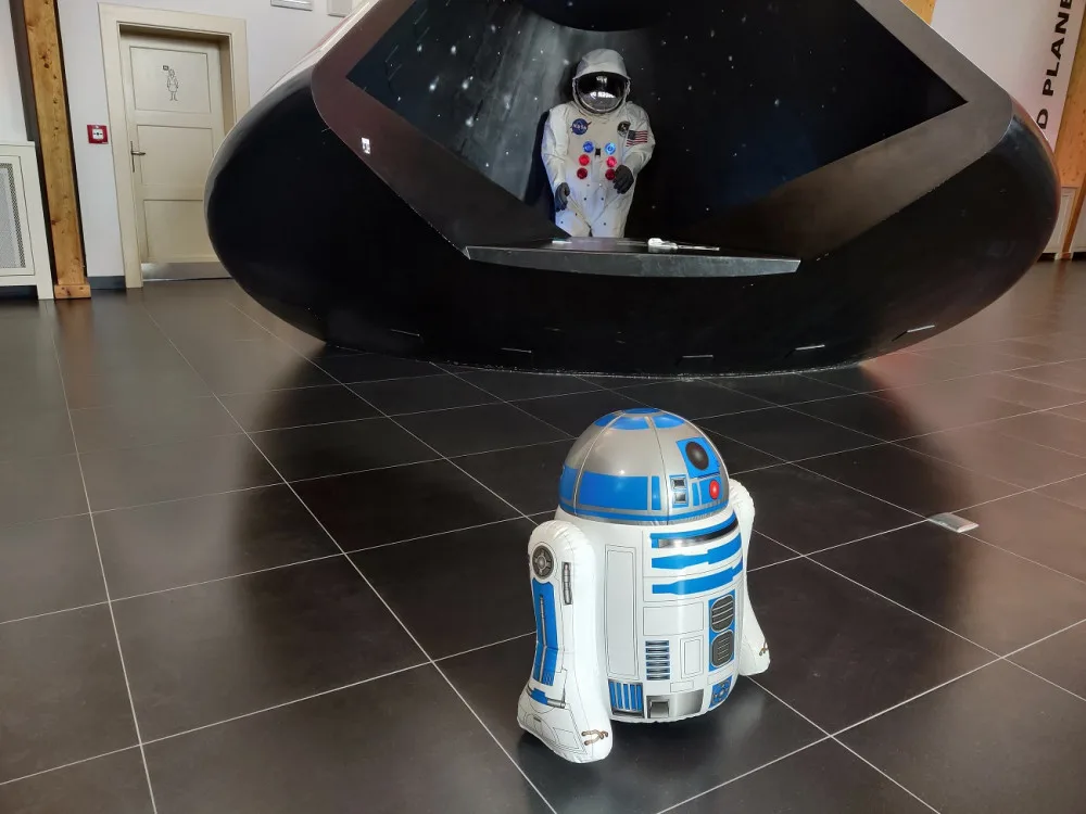 Ať tě provází síla! Plzeň slavila Den Star Wars, přiletěla také flotila vesmírných lodí z kostiček