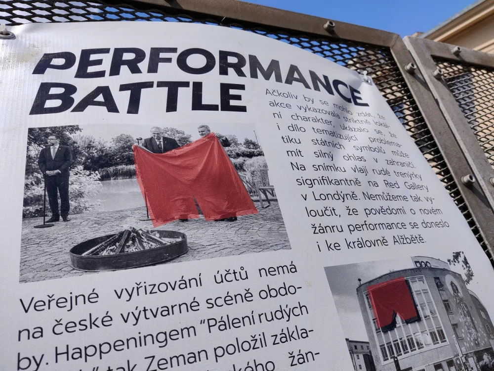 Most rebela Magora Jirouse obsadila výstava věnována Zemanovi a jeho příspěvkům na poli umění
