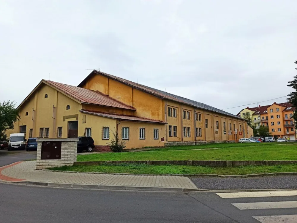 Objekt bývalého PDA, dříve Posádkový dům armády
