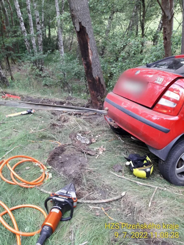 Tragická nehoda na severním Plzeňsku si vyžádala život jednoho motoristy