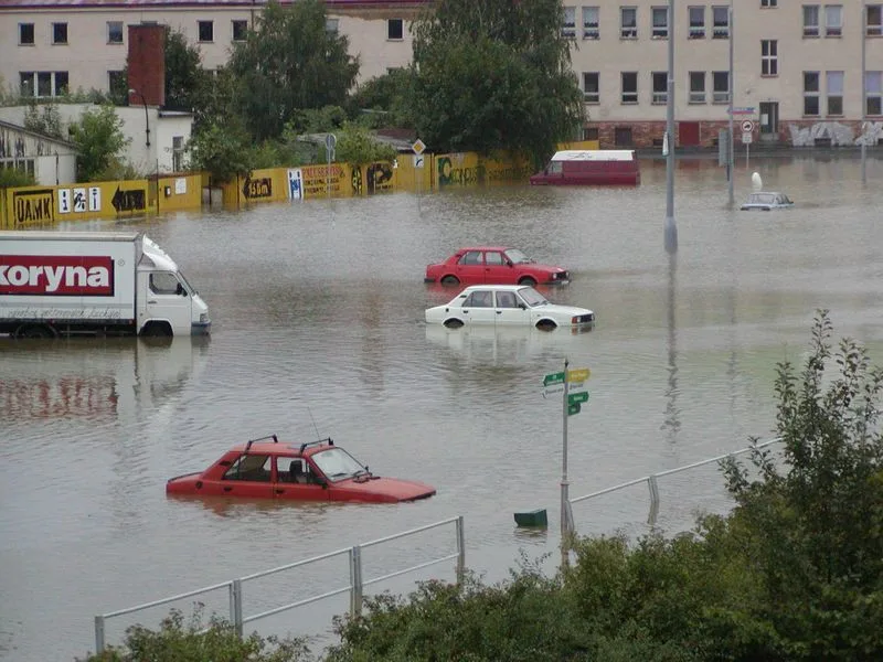 FOTO: Ničivá povodeň obrovskou silou zasáhla před dvaceti lety Plzeň i okolí. Byli jsme při tom