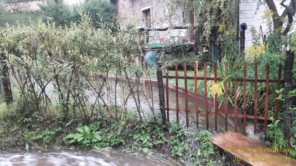 Plzeňsko a Rokycansko zasáhly rekordní srážky, prší i nadále. Déšť zvedá hladiny řek na jihozápadě Čech