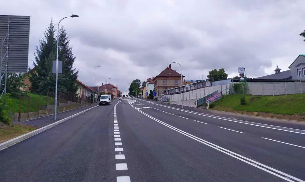 Domažlická ulice krátce po ukončení rekonstrukce