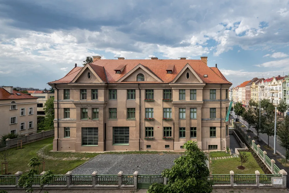 Po téměř desetileté rekonstrukci se návštěvníkům otevře rezidence slavného plzeňského továrníka Oskara Semlera
