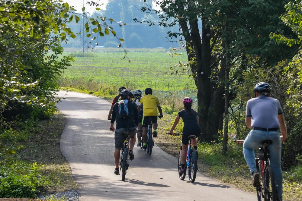 Nová cyklostezka podél Mže z Křimic do Malesic již slouží cyklistům. Měří 1,5 km a stála osm milionů