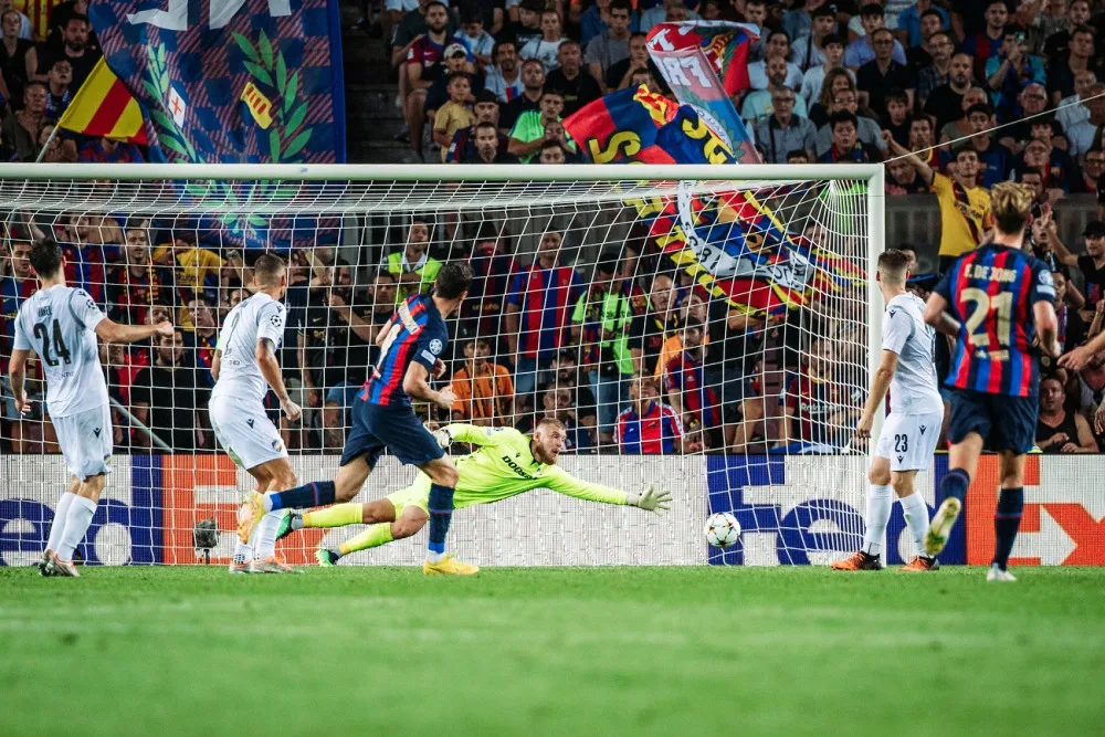 Dali jsme do toho úplně všechno, ale jejich kvalita je úplně někde jinde, hodnotí Jan Sýkora zápas s Barcelonou