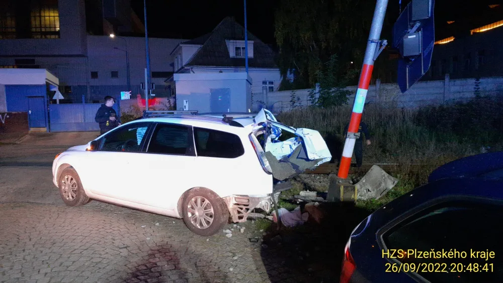 Nehoda na přejezdu v Plzni