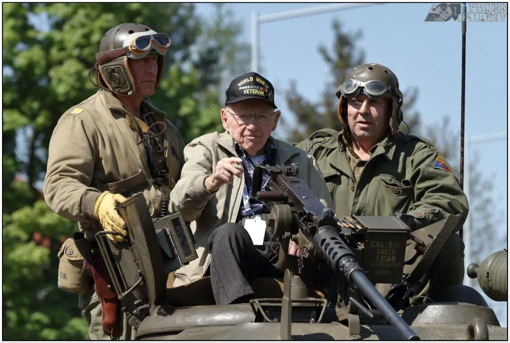 foto: KVH 16th Armored Division CZ