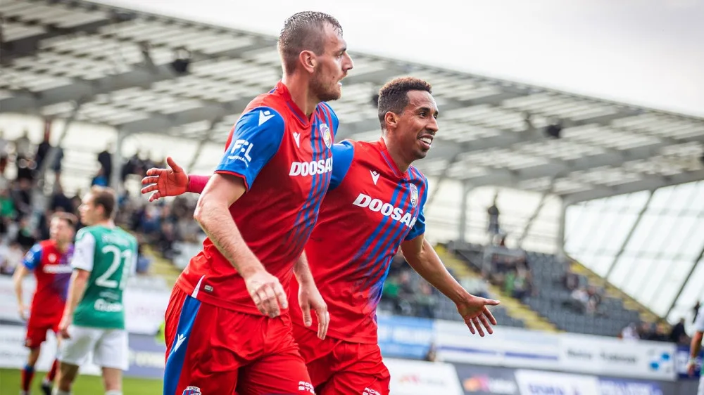 Plzeňané nadále proplouvají domácí soutěží bez prohry, Jablonec jednoznačně přehráli 3:0
