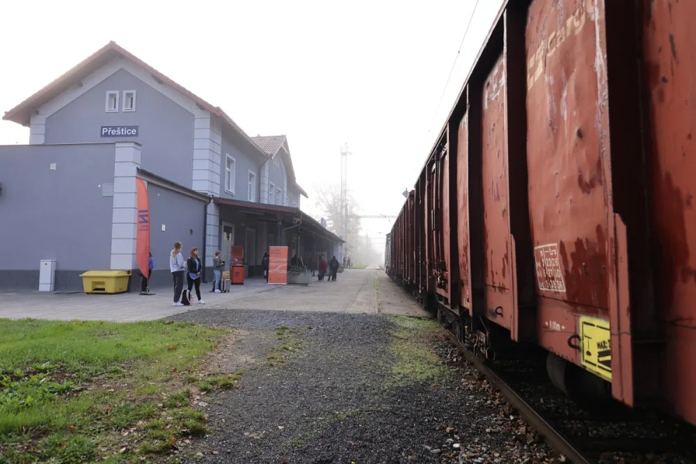 Téměř 150 let stará výpravní budova v Přešticích se dočkala obnovy za celkem 21 milionů