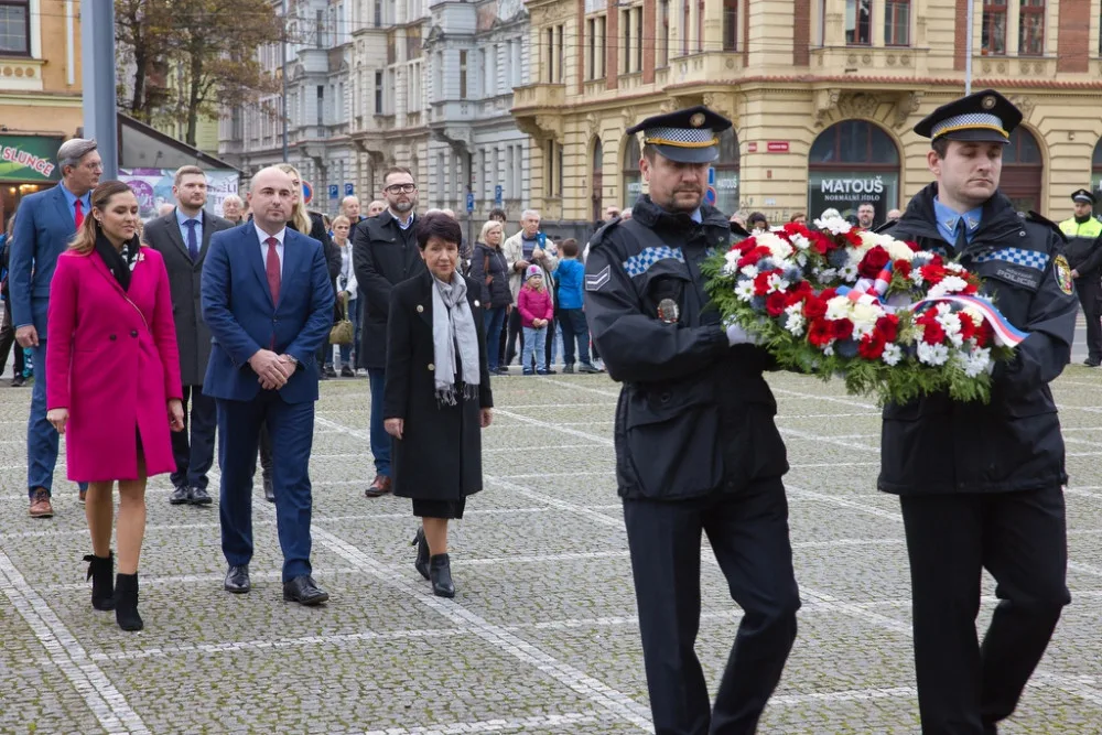 Výročí vzniku republiky oslavilo v ulicích Plzně 50 tisíc občanů i návštěvníků města