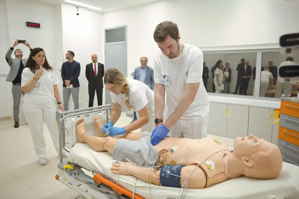 Nový kampus Lékařské fakulty v Plzni se pyšní moderním zázemí a špičkovými technologiemi