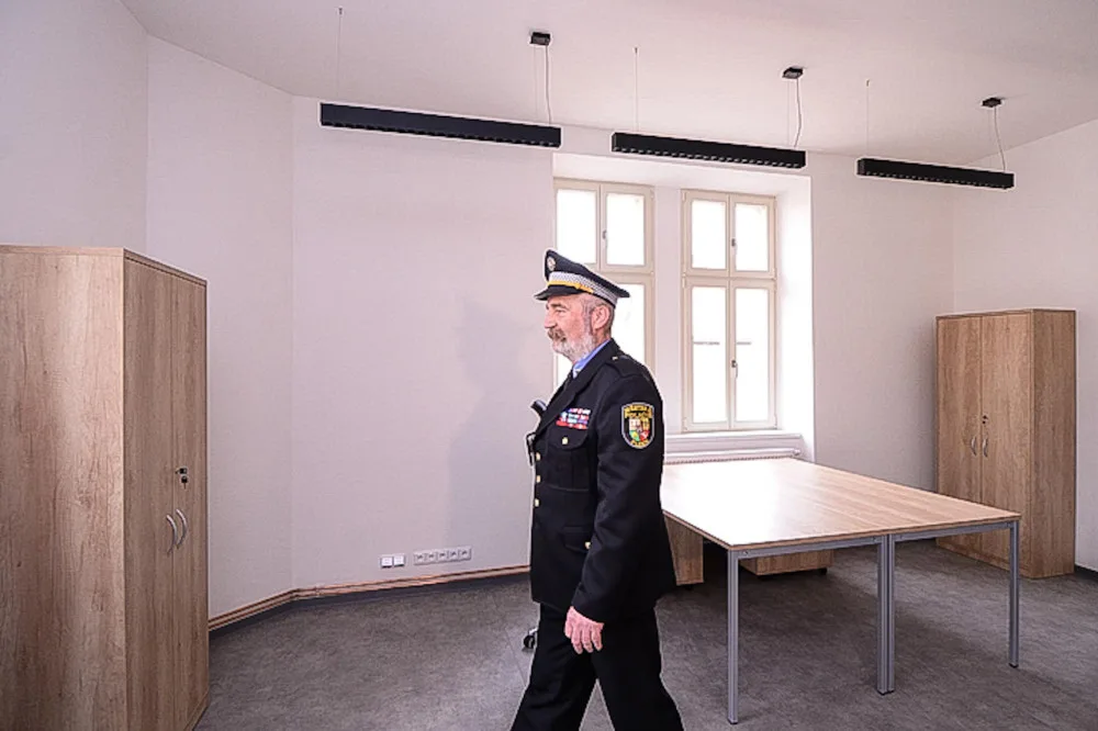 S návrhy na zlepšení fungování městské policie její velitel u nového vedení Plzně neuspěl a končí