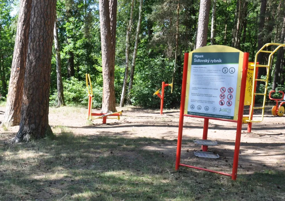 Šíldovský rybník bude mít lepší přístup k vodě, město také nechá zpevnit jeho břeh, aby lépe odolal erozi