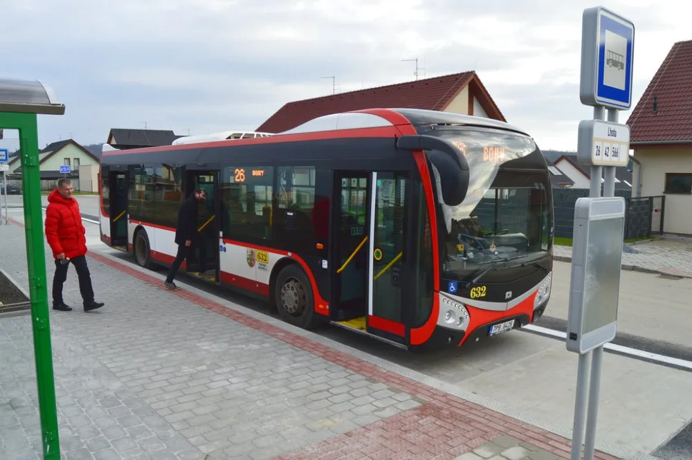 Novou zastávku autobusů má plzeňská městská část Lhota, linka se navíc i prodlužuje