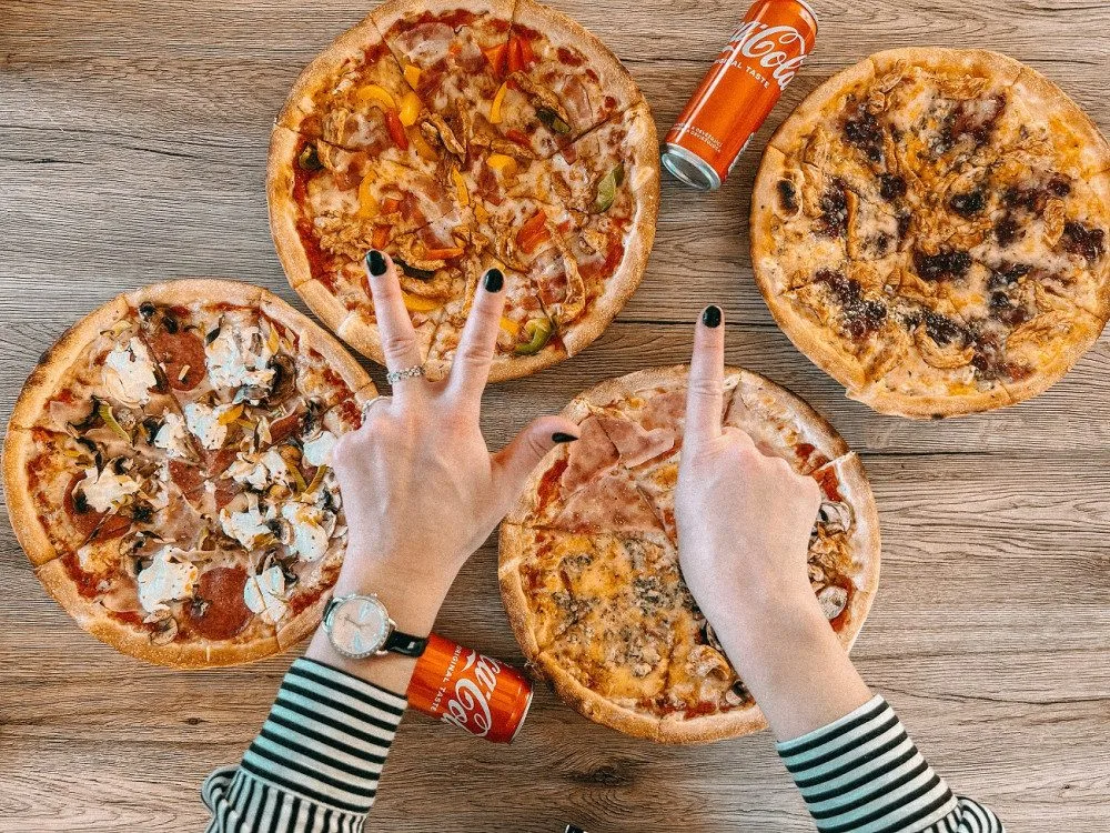 Stálice mezi plzeňskými rozvozci pizzy. Soutěžte s pizzou Bossi