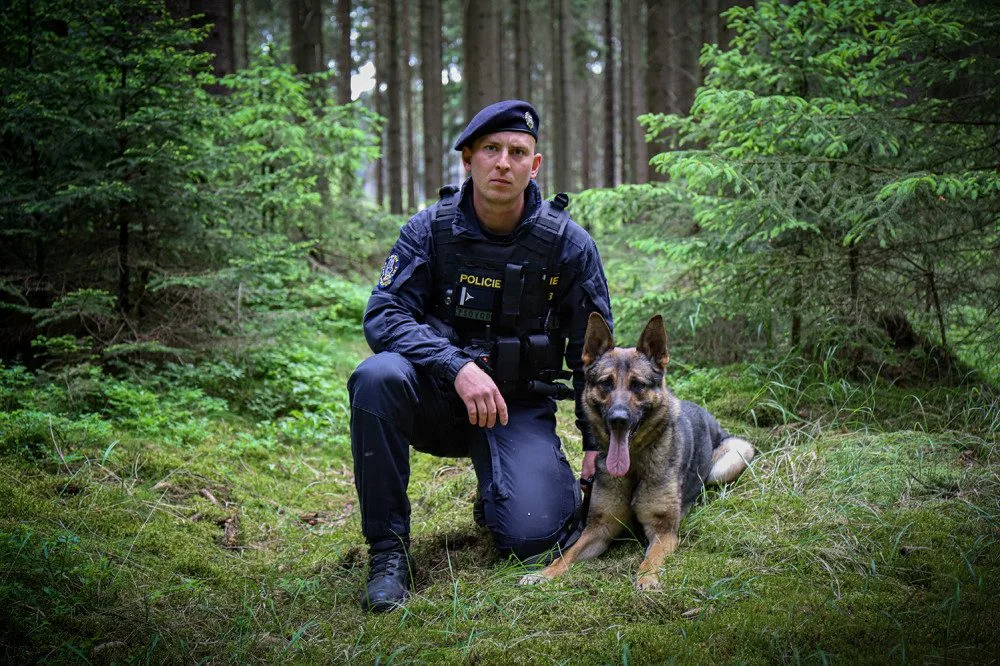 Práce je koníčkem, psí parťáci jsou členové rodiny a jsou schopni položit za policisty život