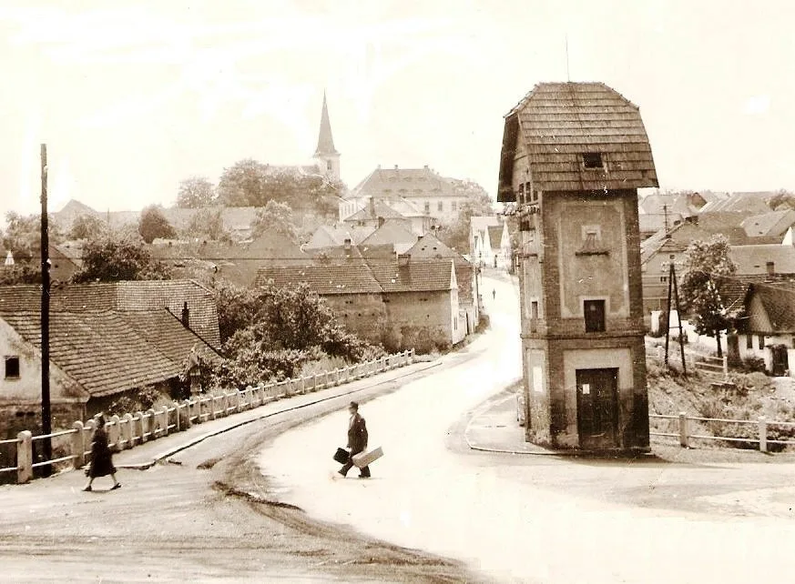 Historická fotografie mostu v Liticích