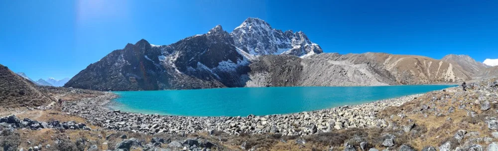 SAMA V NEPÁLU: Gokyo lakes jsou jako nepálské Lago di Garda