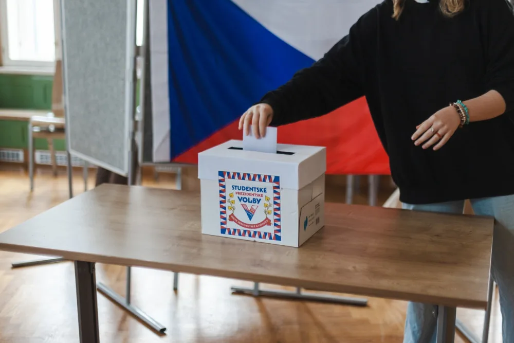 Středoškoláci by za prezidenta chtěli Petra Pavla, žáci z Plzeňského kraje mu dali 85 procent