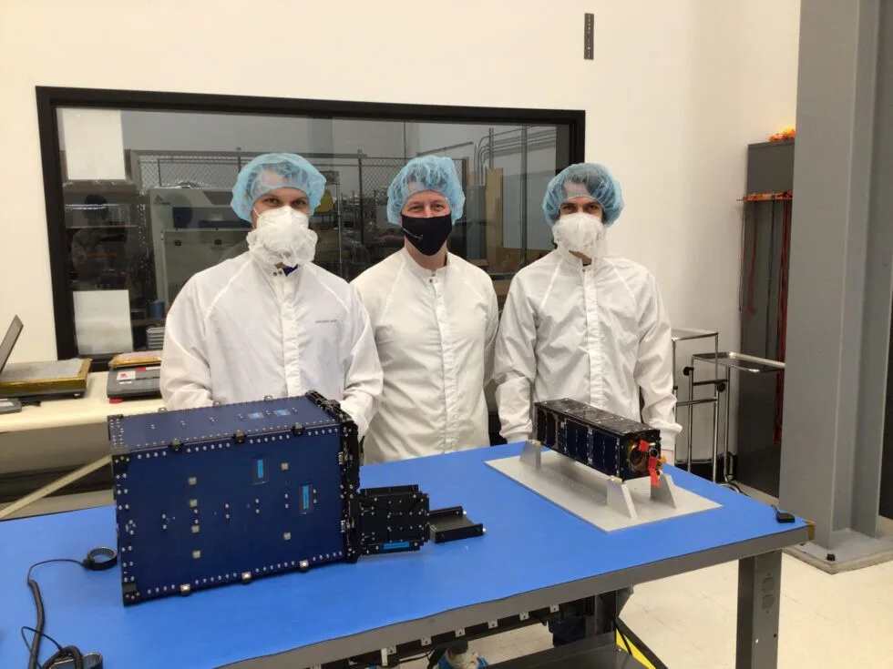 Český nanosatelit už 5800krát obletěl zemi, pokyny dostává z plzeňské univerzity