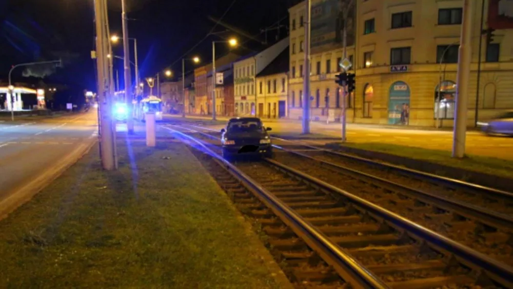 V polovině ledna skončila v kolejišti opilá řidička, foto: Policie ČR