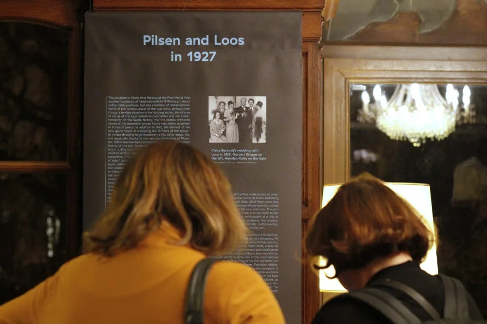 Příběh geniálního architekta Adolfa Loose a jeho plzeňskou tvorbu představuje výstava v Bruselu
