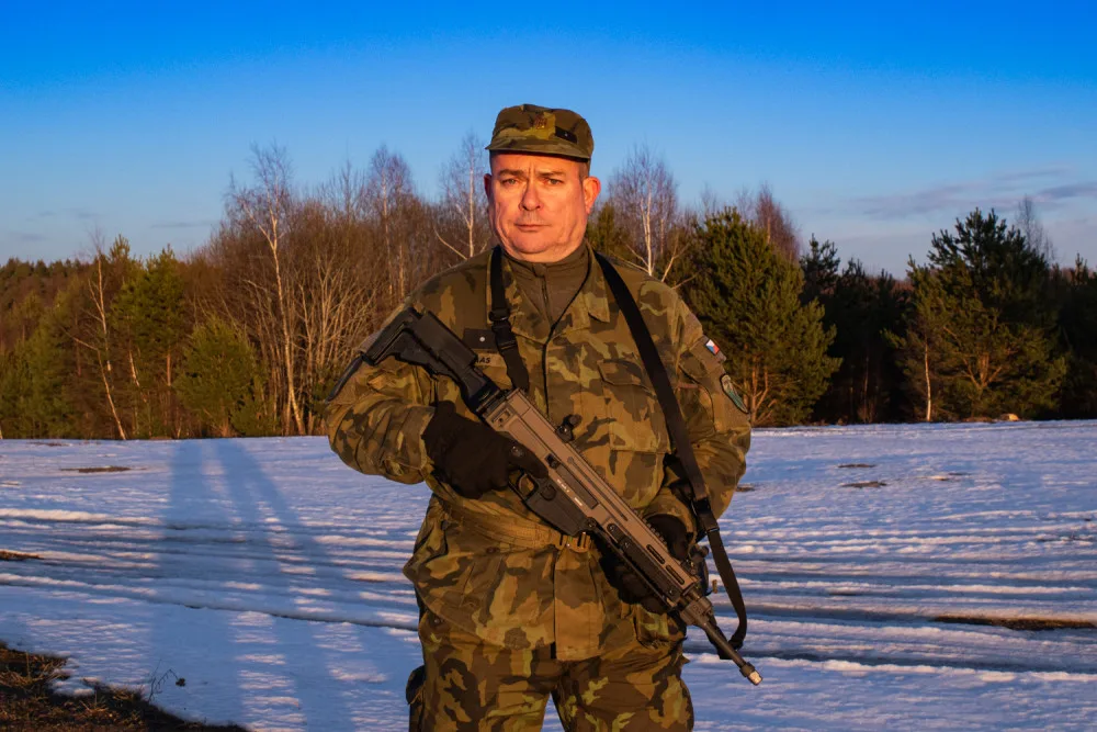 V minulém životě jsem byl asi tuleň, říká překladatel a voják aktivních záloh Pavel Kaas z Plzeňska