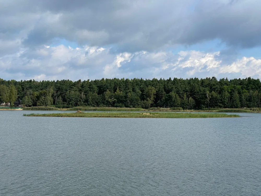Nechvalně proslulý ostrov by měl zase zmizet pod hladinou