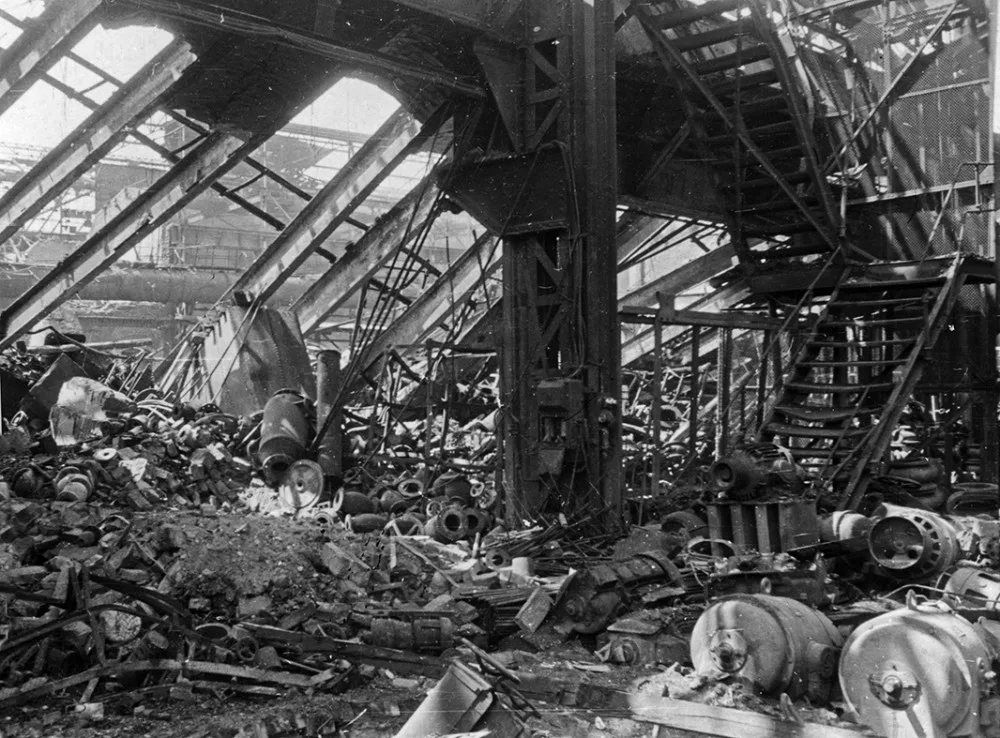 Nálet amerických bombardérů před 78 lety zdemoloval plzeňskou Škodu, zbrojovka stále vyráběla zbraně pro Německo