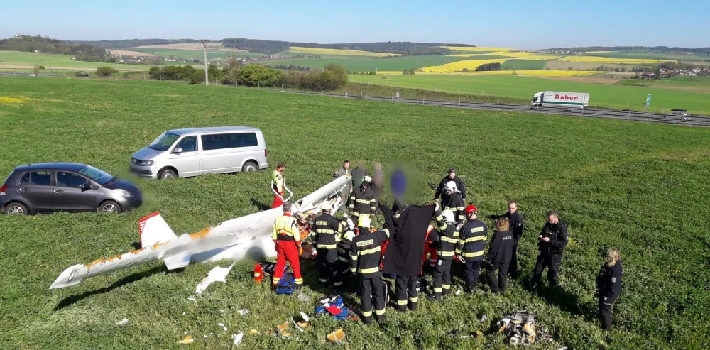 Během dvou dnů došlo už k druhé letecké nehodě, pilot ultralightu utrpěl těžká zranění