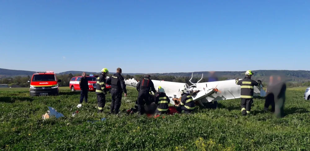 Během dvou dnů došlo už k druhé letecké nehodě, pilot ultralightu utrpěl těžká zranění