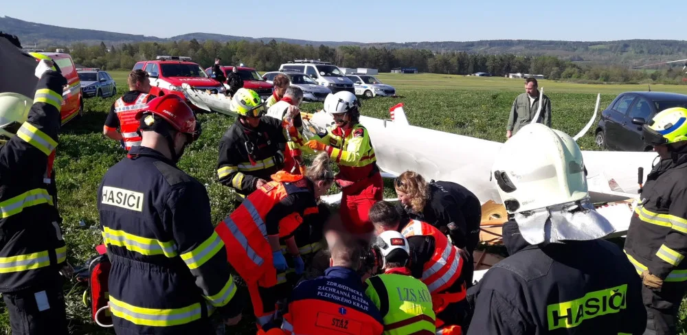 Během dvou dnů došlo už k druhé letecké nehodě, pilot ultralightu utrpěl těžká zranění