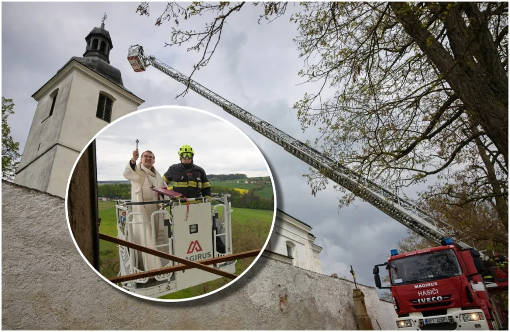 V kostele v Prusinách se po dlouhých desetiletích rozezněly historické zvony, biskup jim požehnal z hasičské plošiny