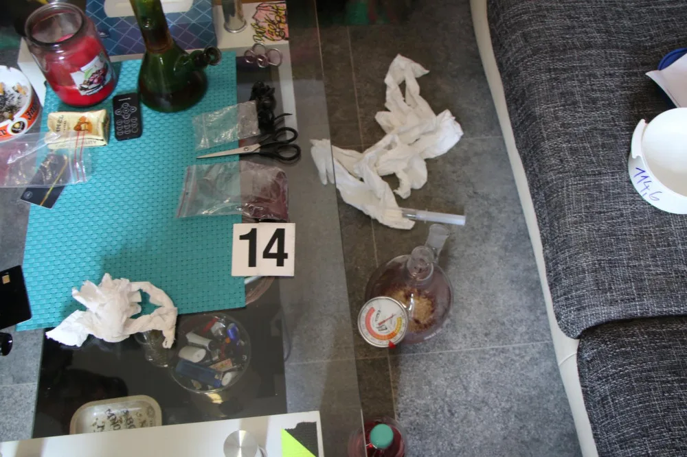 Nebezpečného výrobce drog a recidivistu zadržela zásahová jednotka v okamžiku, kdy vařil pervitin