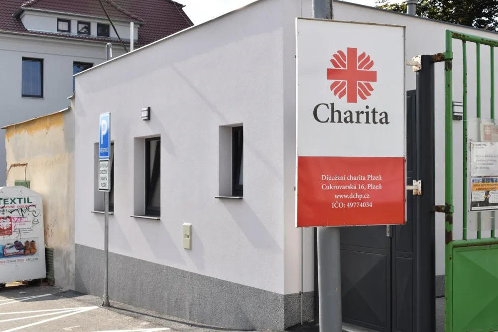 Nové zázemí pro lidi bez přístřeší a výdejnu potravinové banky vybudovalo město v prostorách bývalé vrátnice