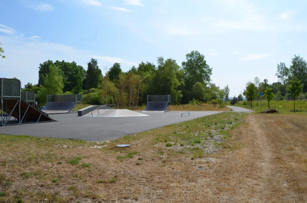 U rokycanského skateparku vyroste nová pumptracková dráha a napojí se na cyklostezku