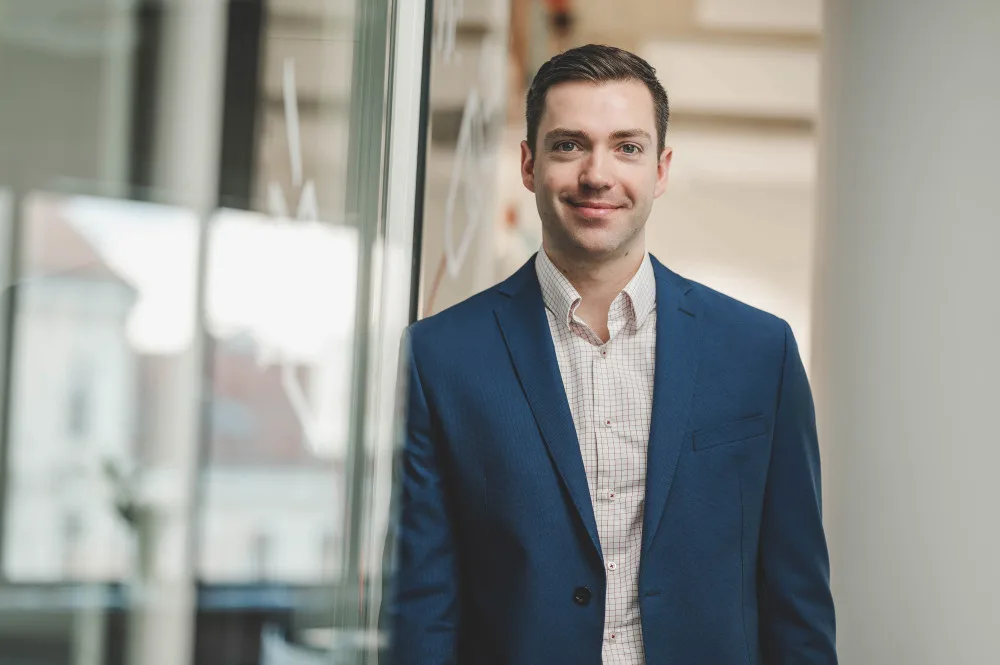 Ondřej Hájek: Podíl rodinných domů s fotovoltaikou v Česku nedosahuje ani 10 procent