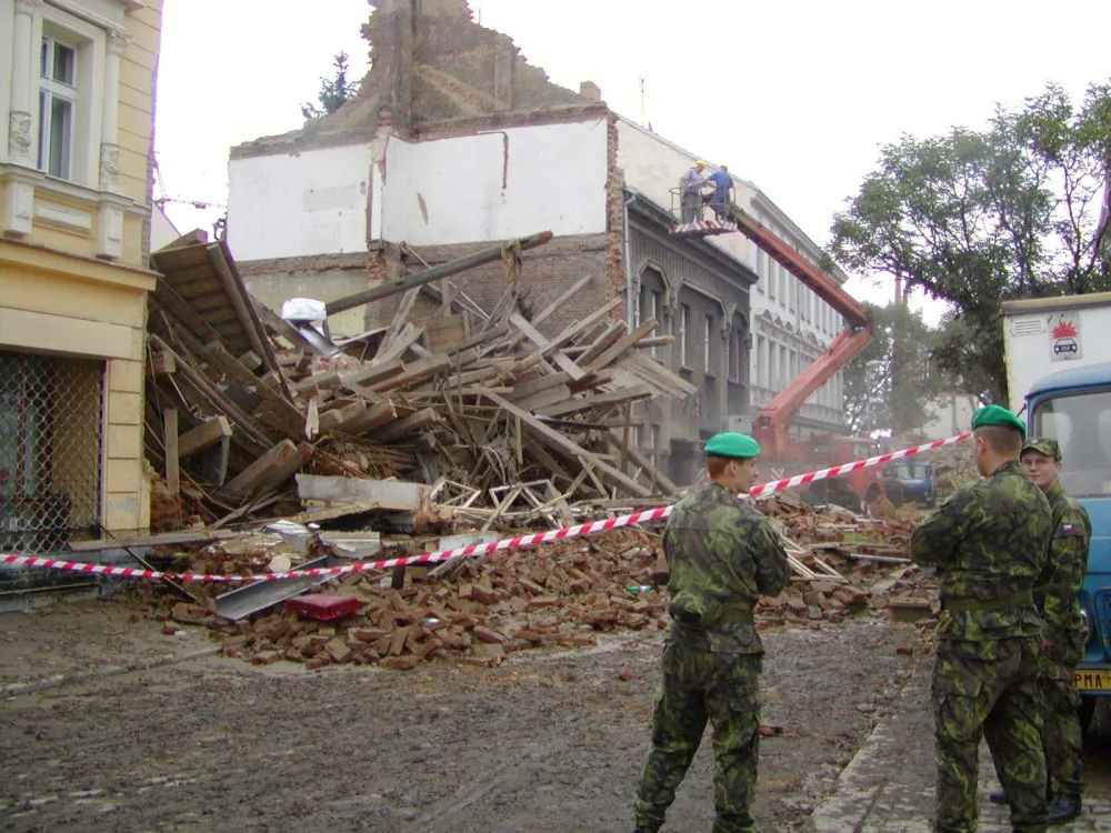 FOTO: Ničivá povodeň obrovskou silou zasáhla před 21 lety Plzeň i okolí. Byli jsme při tom