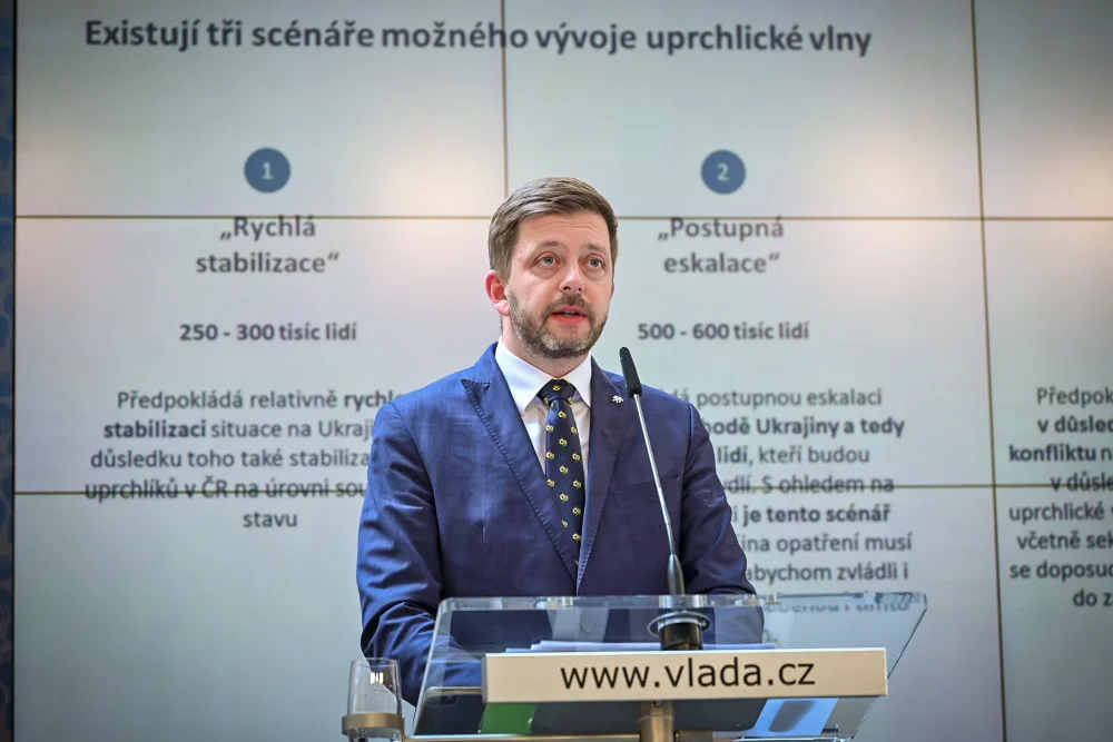 Ministr vnitra odmítl kolektivní vinu Ukrajinců, bezpečností situaci má policie dle jeho slov pod kontrolou