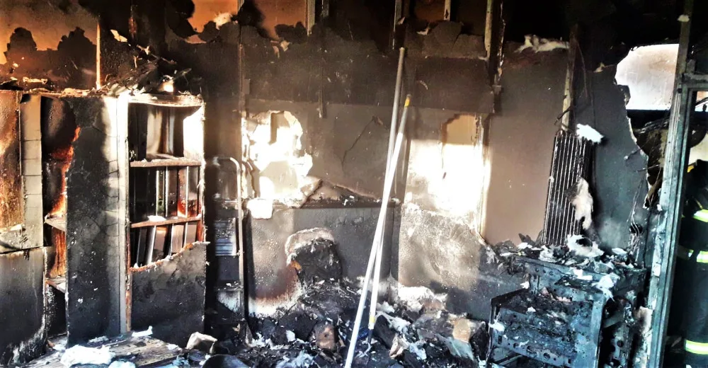 Požár dětského domova způsobil škodu za pět milionů. Plameny zdemolovaly kanceláře i trezor