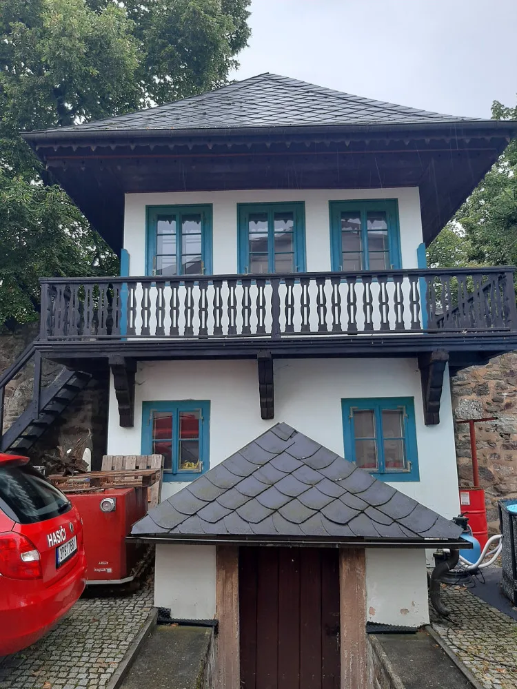 Bašta s vestavěným altánem, ze dvora HZS Plzeňského kraje