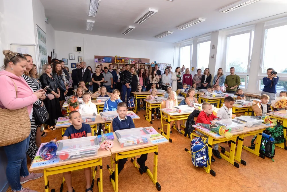 Do plzeňských škol nastoupilo bezmála 2000 prvňáčků