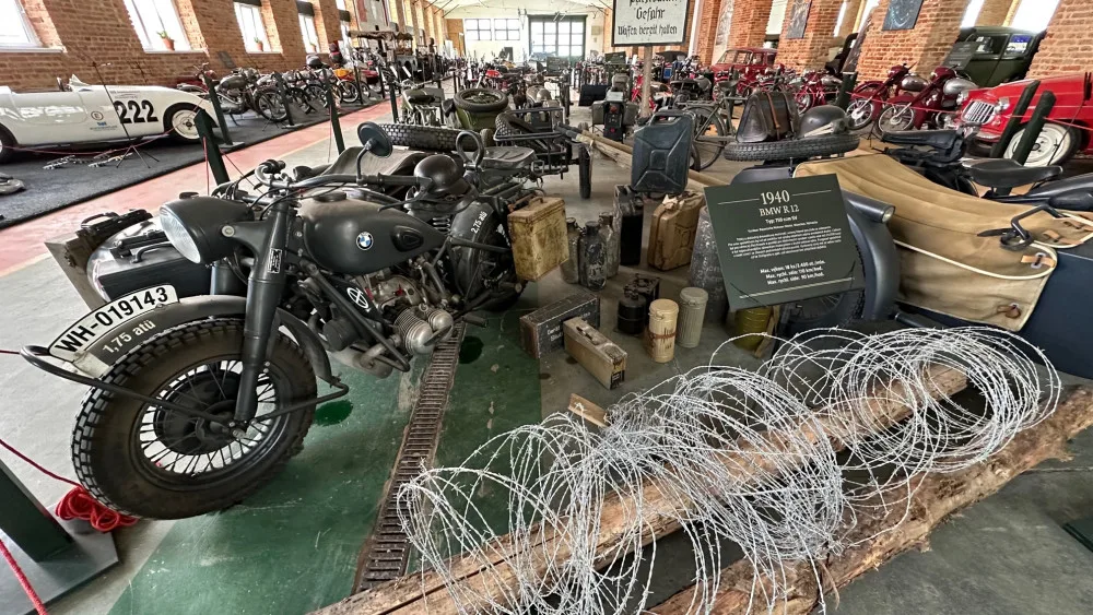 Tento motocykl BMW byl i Stalingradu hned dvakrát. Na samotné expozici muzea se jinak stále ještě pracuje