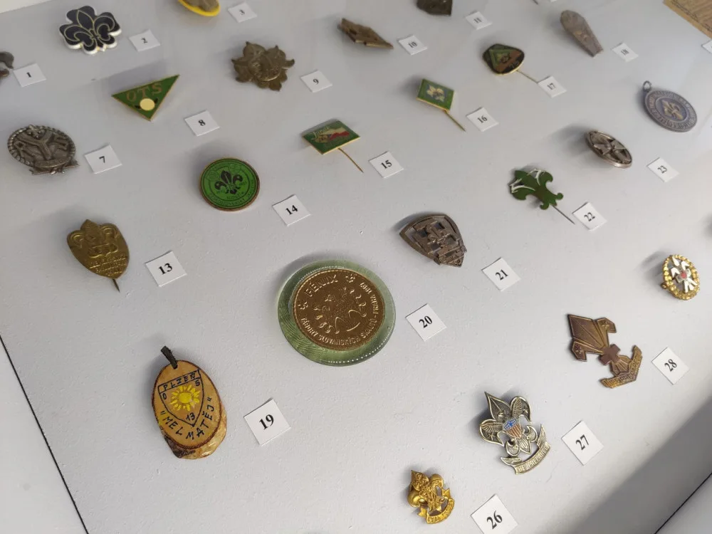 Muzeum představuje své poklady, podívejte se na unikátní mince, medaile nebo psí známky z roku 1876