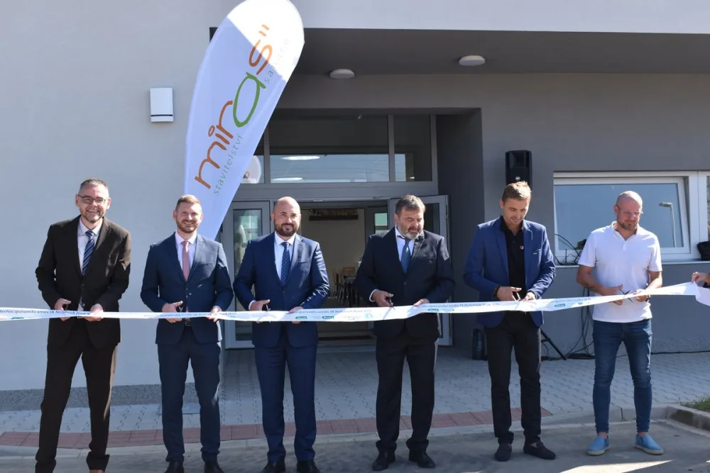 Neslyšící sportovci získali nové zázemí za 46 milionů, stará klubovna jim vyhořela