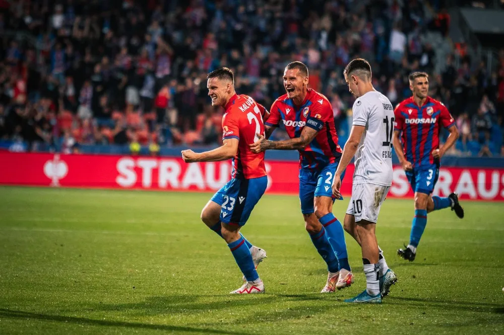 Plzeňští na úvod Konferenční ligy doma udolali Ballkani 1:0 gólem Kalvacha