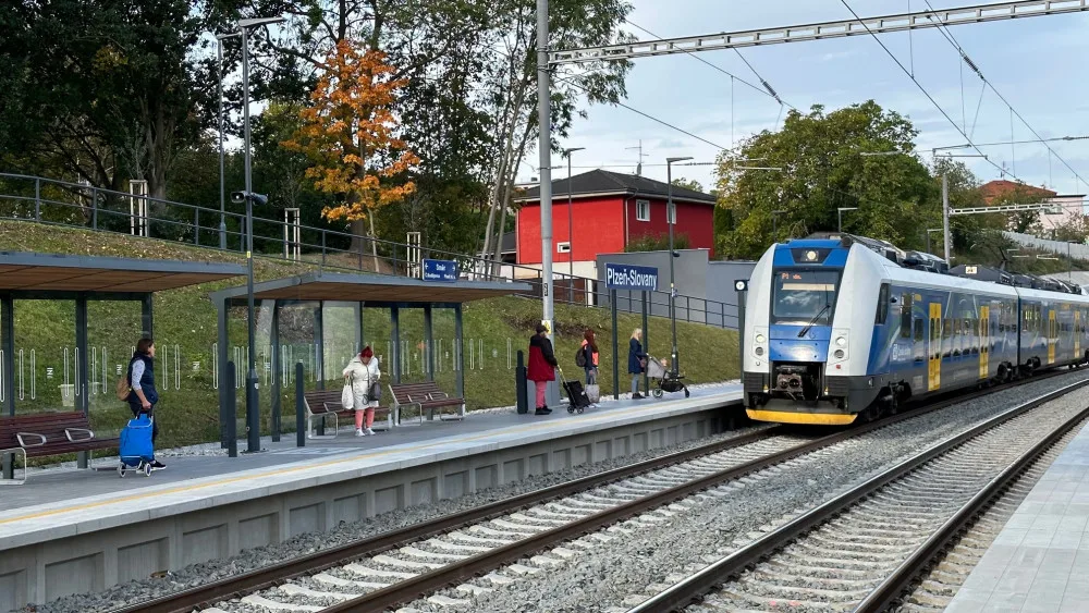 Cestujícím začala sloužit nová železniční zastávka Plzeň - Slovany