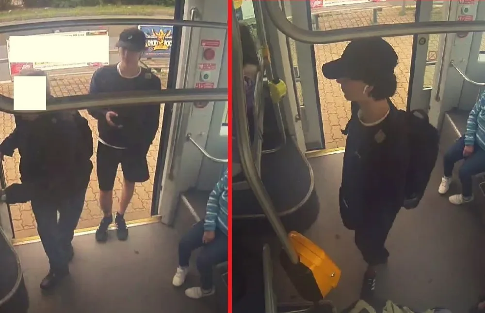 Tramvaj poničil zatím neznámý vandal. Policisté by si rádi promluvili s mladíkem ze záběrů bezpečnostní kamery