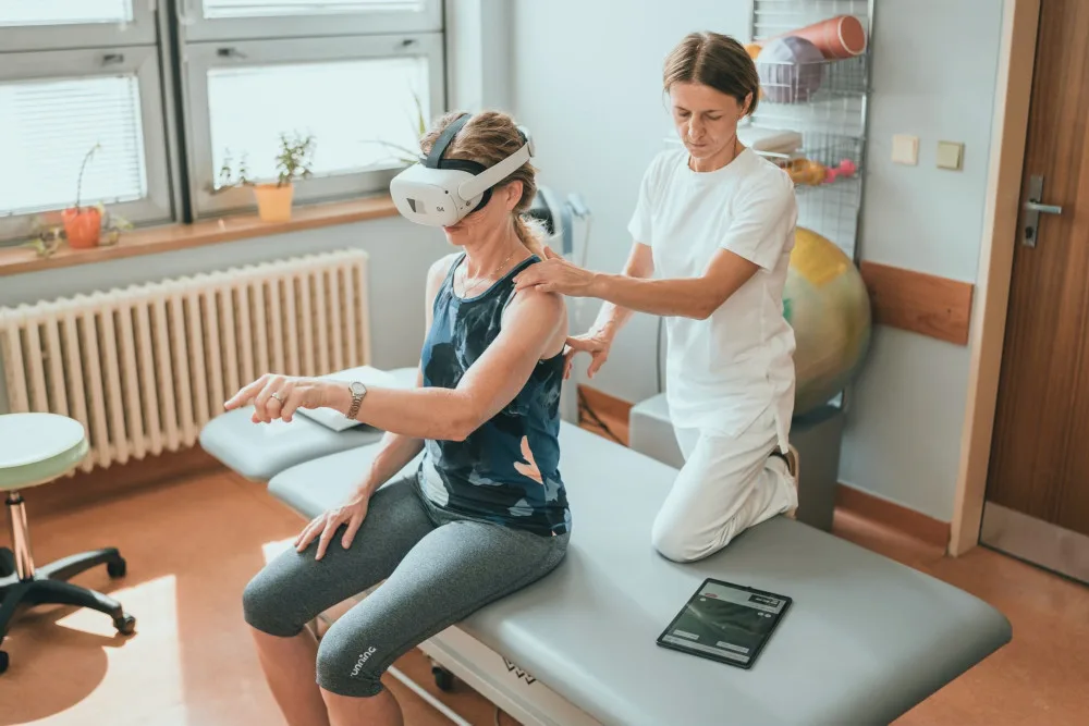 Virtuální realitu využívá k rehabilitacím pacientů stále více nemocnic